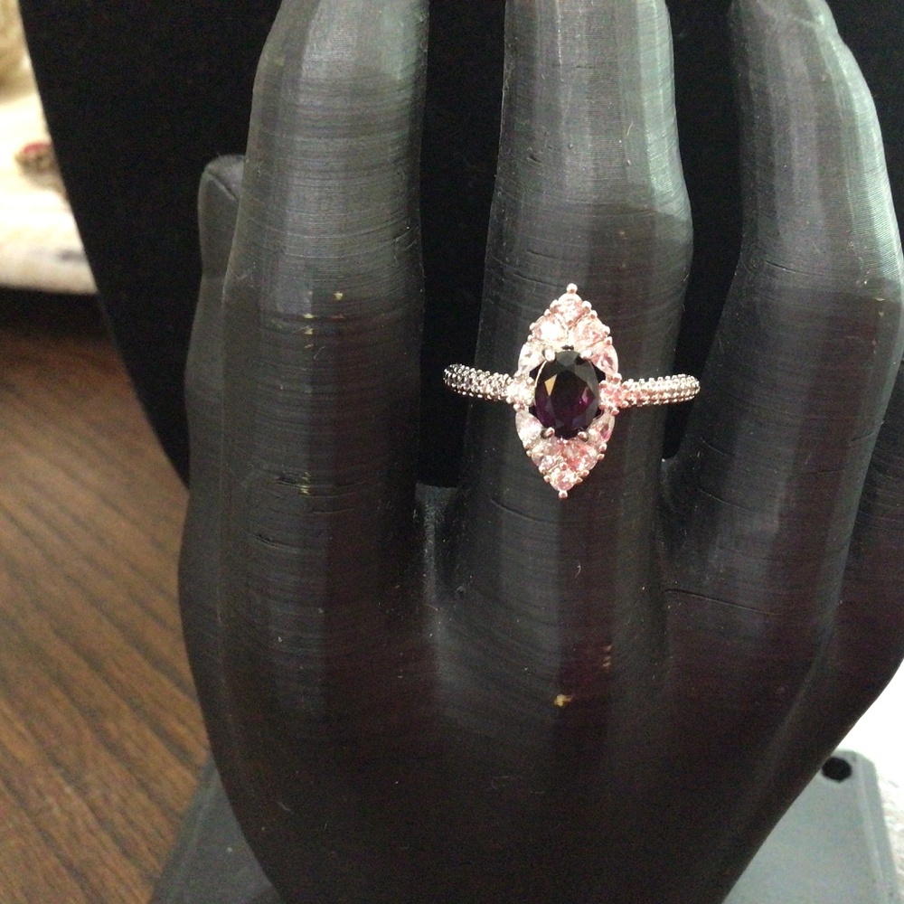 Bomb Party “Refined Taste” Green purple bi color Alexandrite ring. Size 9